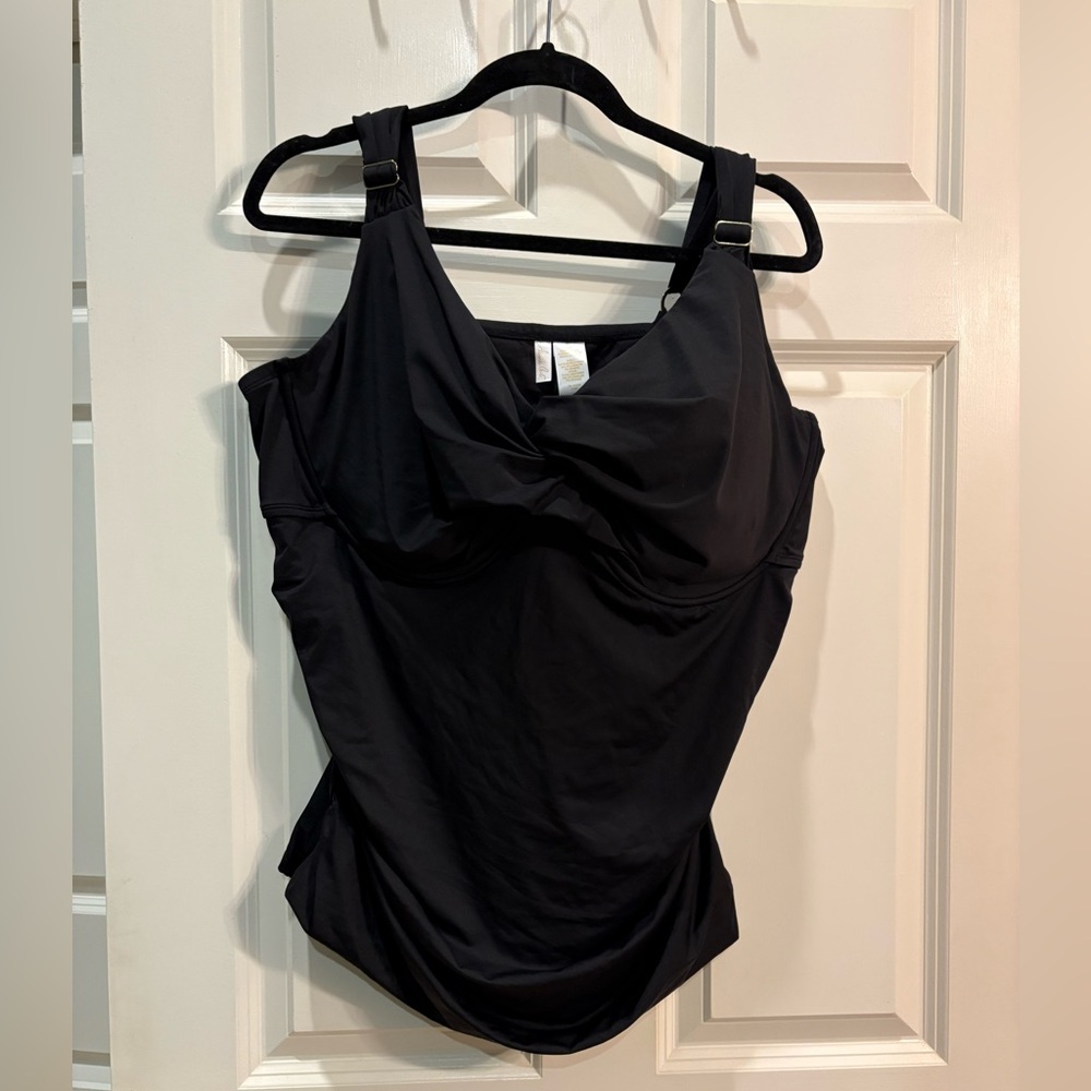 Anne Cole Plus Size Underwire Tankini Top